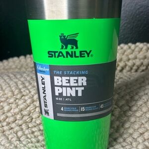 NWT Stanley Vibrant Green Stainless Steel Tumbler